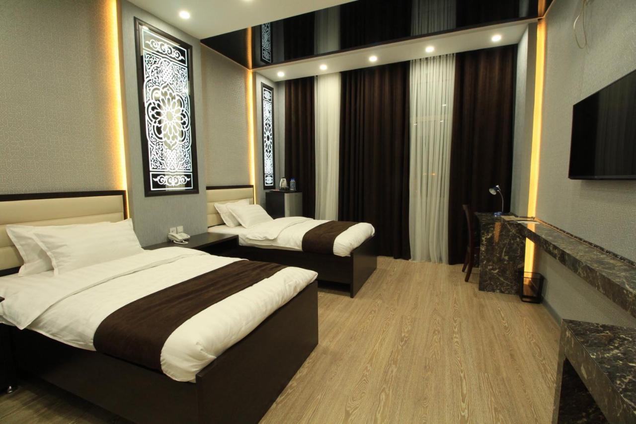 Safir Business Hotel O Dusjanbe Eksteriør billede